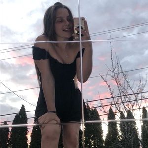 Meet your Posher, Emilia